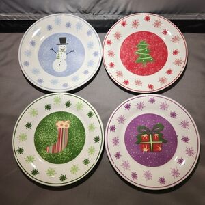 Oneida Holiday Christmas Salad Appetizer Plate Set Of 4